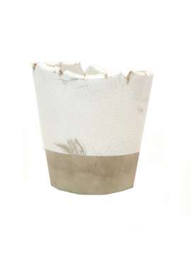 Macetero de cerámica Brooch 15*15 cm disponibles en dos colores blanco y rosa