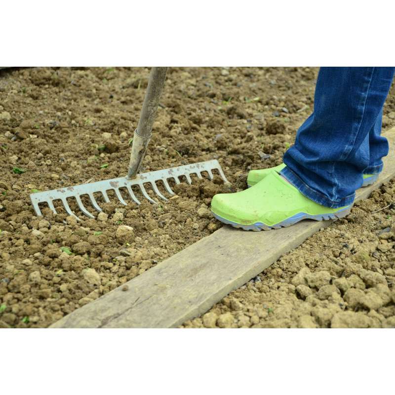 Tierra Vegetal: sustrato fértil para jardín y plantas | Viveros González